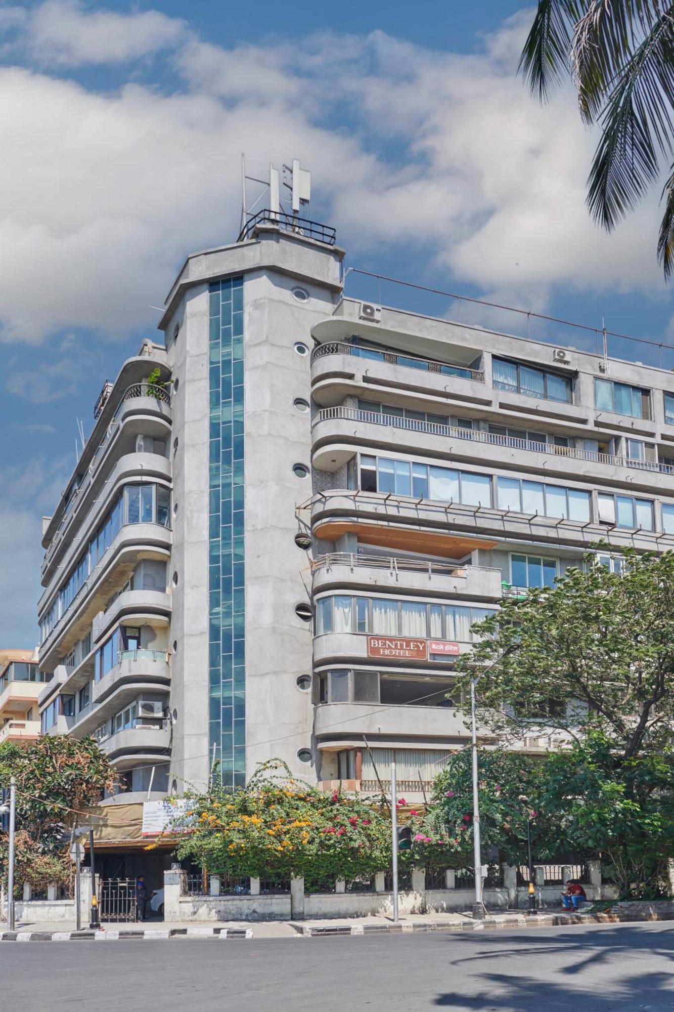 Bentley Hotel Marine Drive Мумбаи Экстерьер фото
